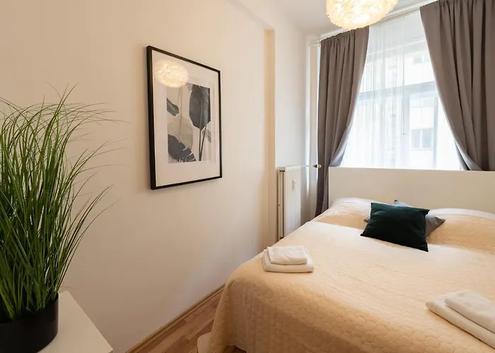 Luxury In Prime Location Apartmán *